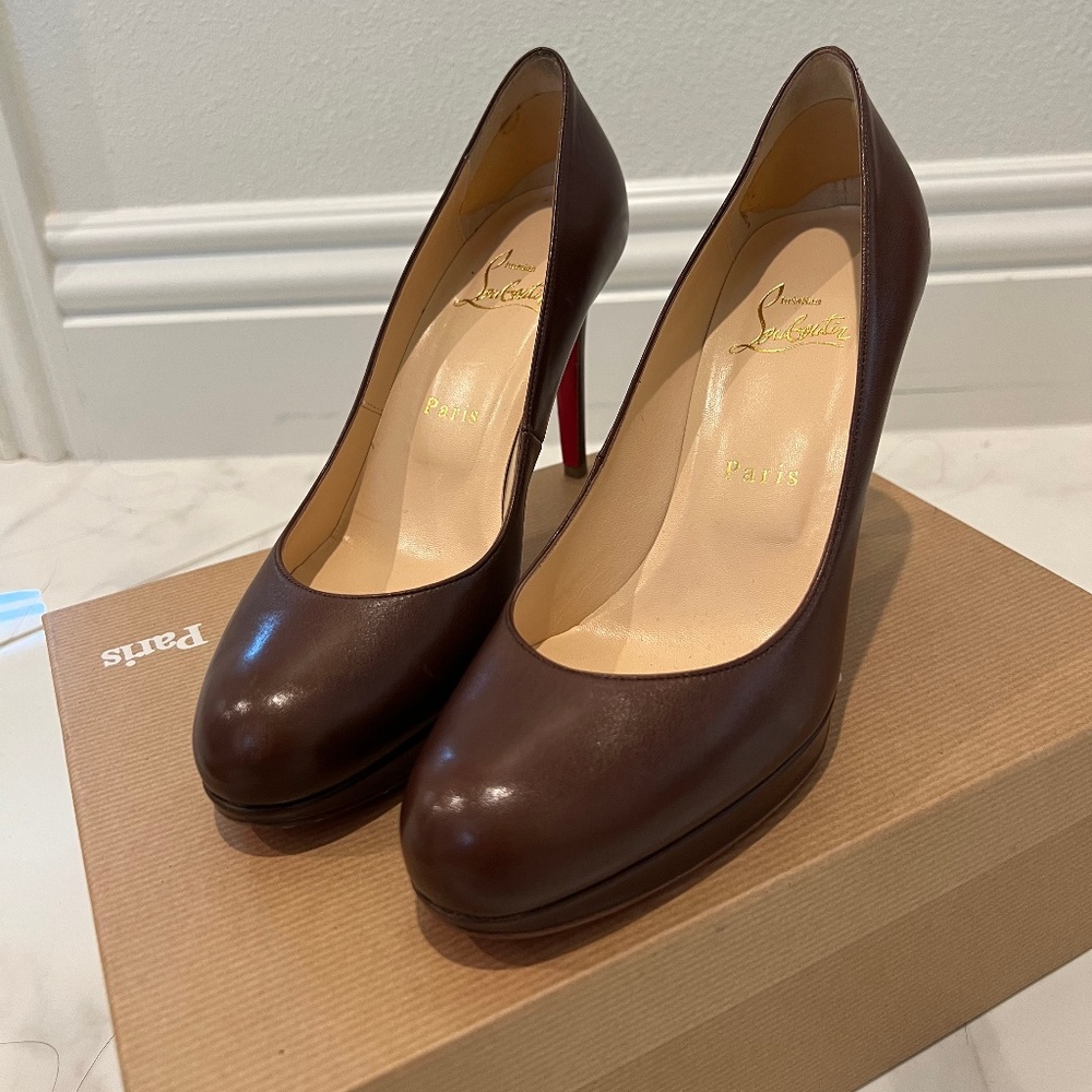 Christian Louboutin New Simple pump 100 size 37 in Havane color